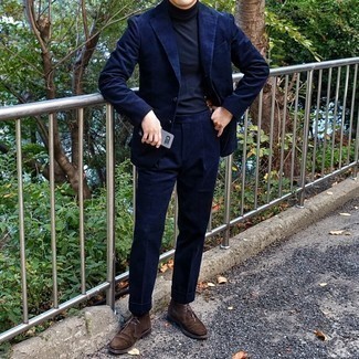 С чем носить темно-синий вельветовый костюм