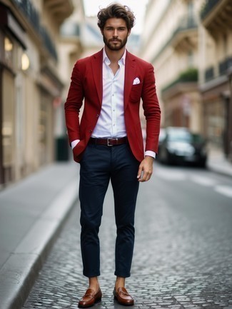 С чем носить темно-синие классические брюки мужчине