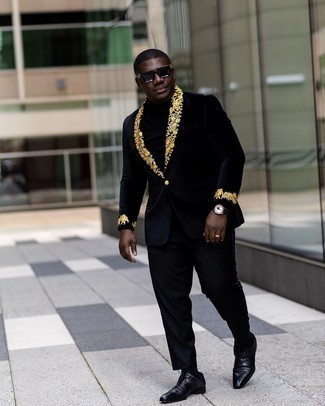 С чем носить темно-синий пиджак с вышивкой мужчине