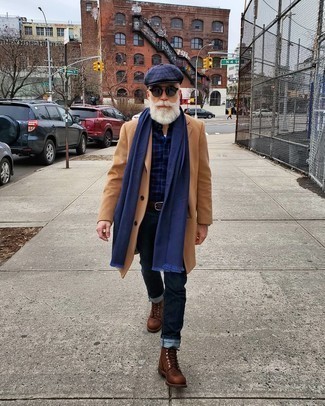 С чем носить темно-синюю кепку мужчине