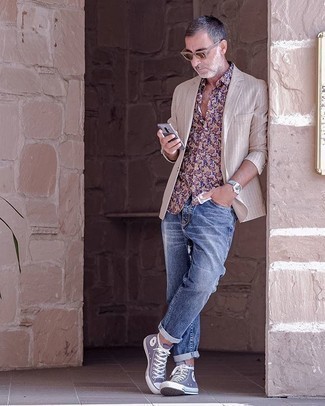 Какие пиджаки носить с темно-синими высокими кедами мужчине