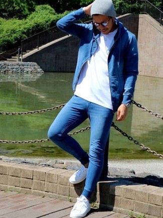 С чем носить темно-синий худи мужчине