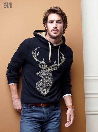 С чем носить темно-синий худи мужчине