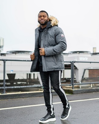 С чем носить темно-синий худи мужчине