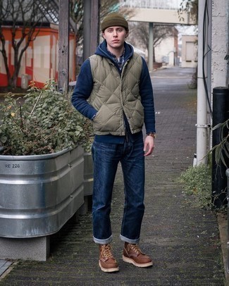 С чем носить темно-синий худи мужчине