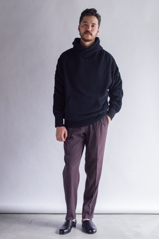 Какие лоферы носить с темно-синим худи мужчине