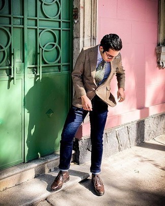 Какие ботинки броги носить с темно-синими джинсами