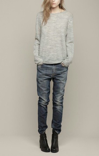 С чем носить темно-синие джинсы женщине