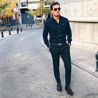 С чем носить темно-синий кожаный ремень мужчине