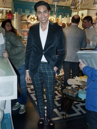 С чем носить темно-синий кожаный ремень мужчине