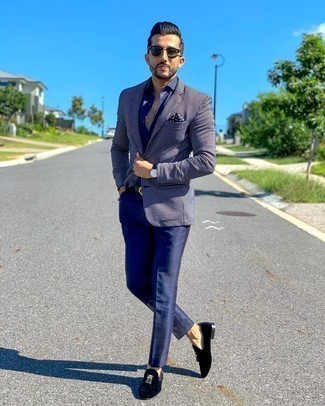 С чем носить темно-синий кожаный ремень мужчине