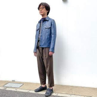 С чем носить темно-синюю кожаную куртку мужчине