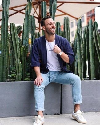 С чем носить темно-синие кожаные часы мужчине