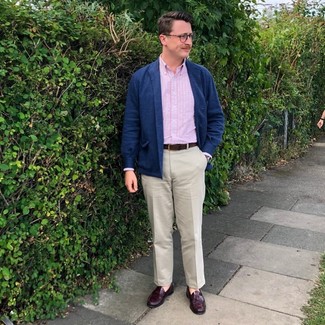 С чем носить темно-синие кожаные часы мужчине