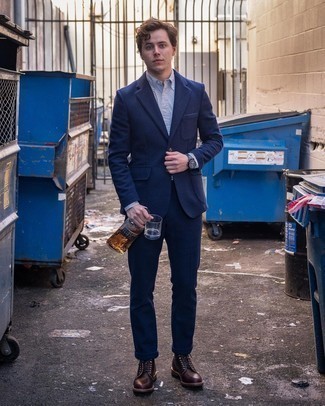 С чем носить темно-синие кожаные часы мужчине