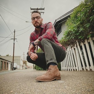 С чем носить темно-синие кожаные часы мужчине