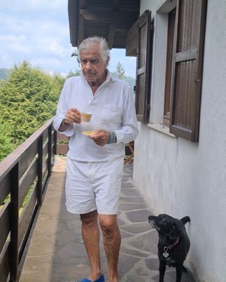 Какие шорты носить с темно-синими лоферами мужчине