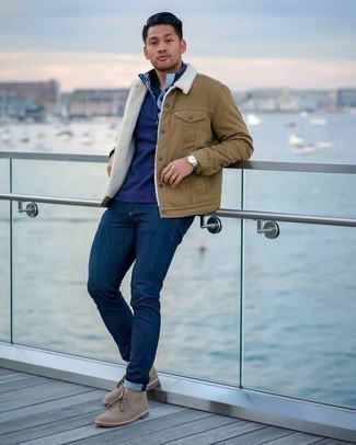 С чем носить темно-синий свитер с воротником на пуговицах