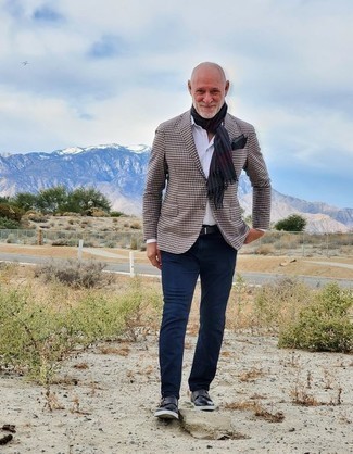 Какие пиджаки носить с темно-синими монками