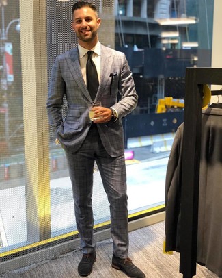 С чем носить темно-синие оксфорды