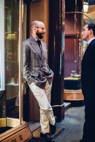 С чем носить темно-синие оксфорды