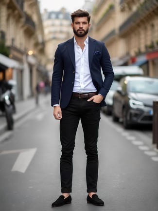 С чем носить темно-синий нагрудный платок