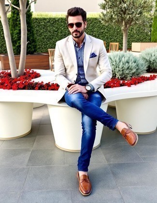 С чем носить темно-синий нагрудный платок лето