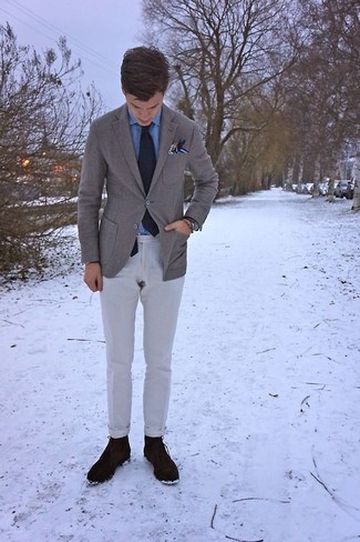 С чем носить темно-синий нагрудный платок