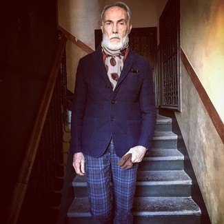 С чем носить темно-синий шерстяной стеганый пиджак мужчине