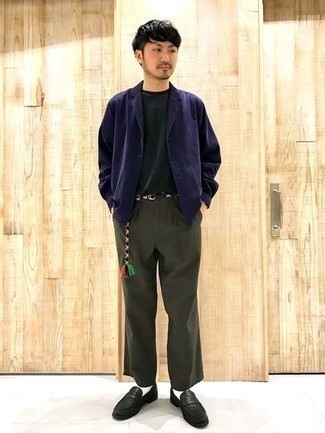 Какие лоферы носить с темно-синей курткой-рубашкой мужчине