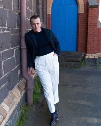 С чем носить темно-синие носки мужчине