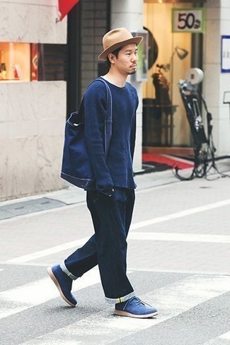 С чем носить темно-синие замшевые ботинки дезерты