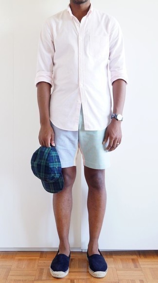 С чем носить темно-синие замшевые эспадрильи мужчине