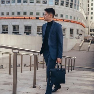 Какие туфли дерби носить с темно-синим костюмом