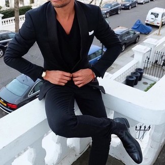 С чем носить темно-синий костюм весна