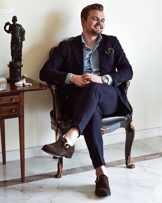 Какие монки носить с темно-синим костюмом