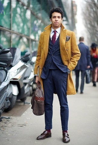 Какие монки носить с темно-синим костюмом-тройкой