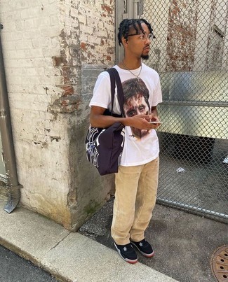 С чем носить темно-синюю большую сумку мужчине