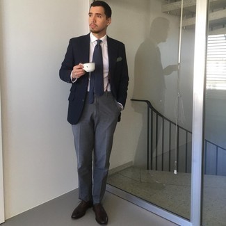 С чем носить темно-синий шерстяной пиджак мужчине