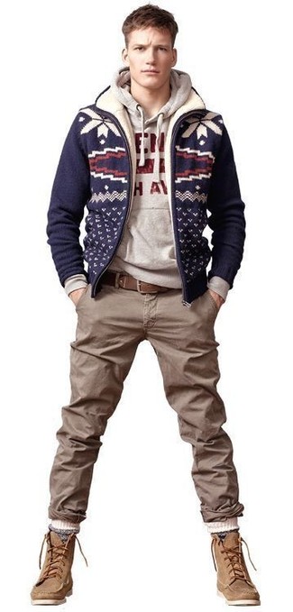 С чем носить темно-синий шерстяной бомбер мужчине