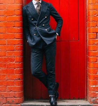 С чем носить темно-синий шерстяной двубортный пиджак мужчине