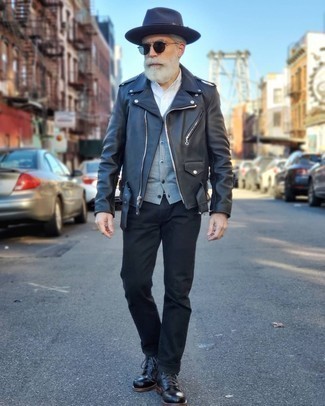 С чем носить темно-синюю шерстяную шляпу мужчине