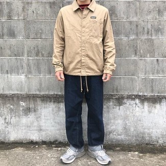 С чем носить нейлоновую куртку-рубашку мужчине