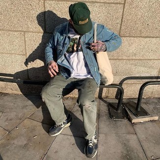 Какие джинсовые куртки носить с оливковыми кроссовками мужчине