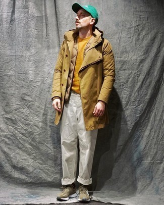 С чем носить оливковые кроссовки мужчине