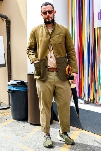 Какие куртки-рубашки носить с оливковыми кроссовками мужчине