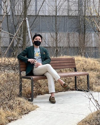 Как носить оливковый пиджак с белыми брюками чинос