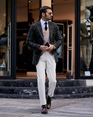 Как носить оливковый пиджак с белыми брюками чинос