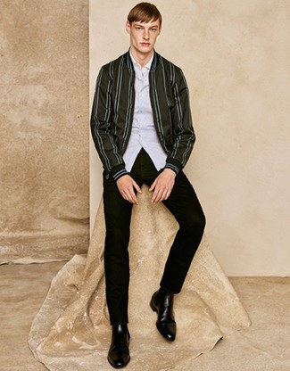 Какие ботинки челси носить с оливковым бомбером мужчине