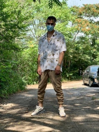 С чем носить оливковый браслет мужчине